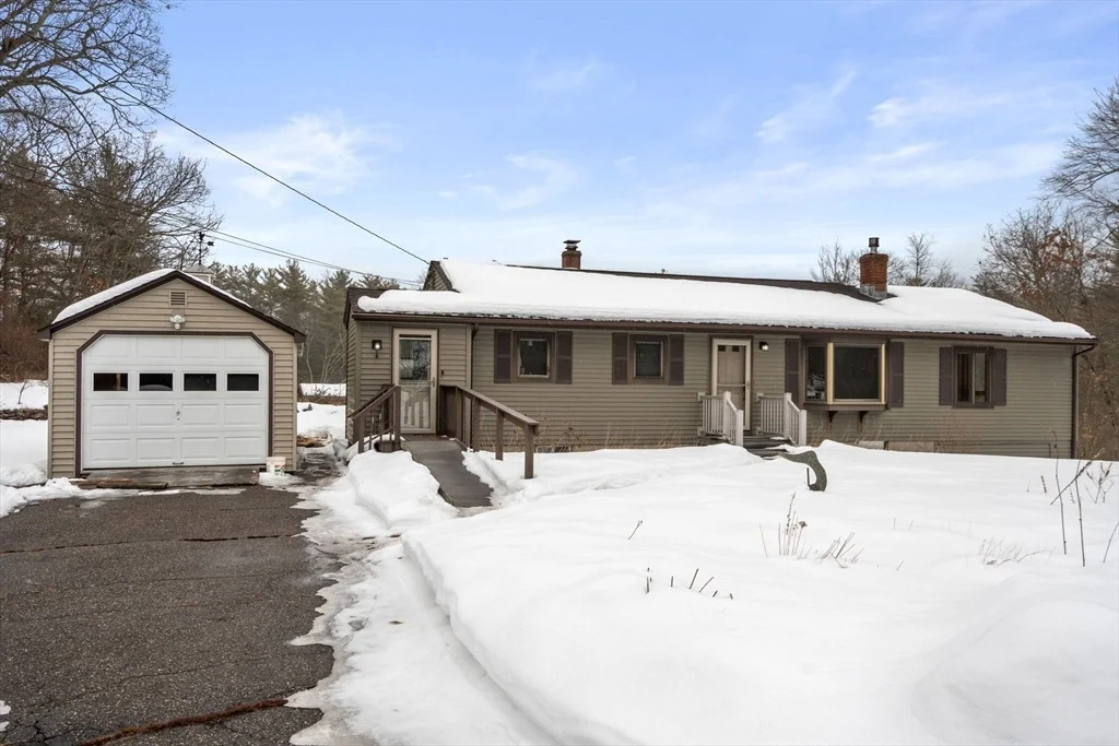 Photo of 107 Baldwin Dr.