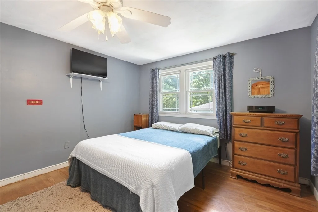 Photo of 5 Whiting Ave