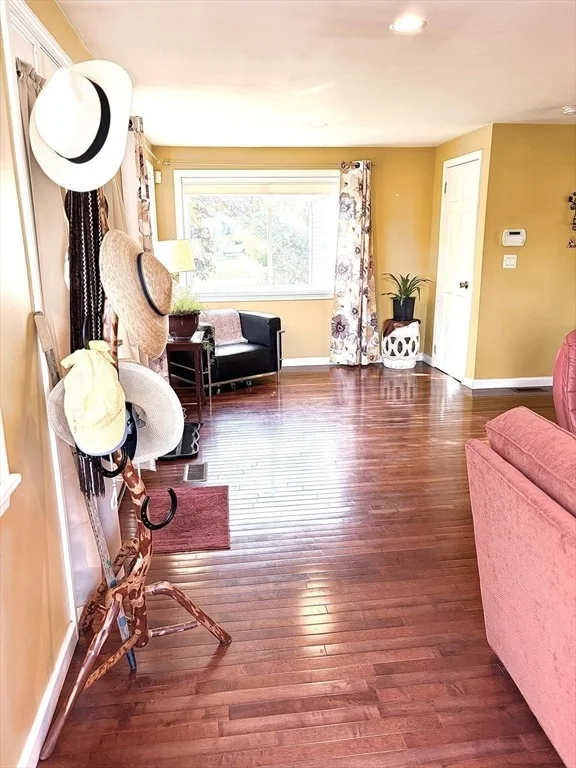Photo of 3 Roseanne Drive
