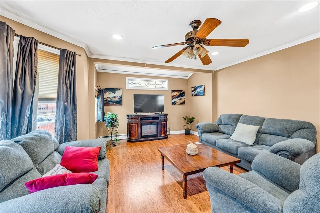 Photo of 50 Walnut St