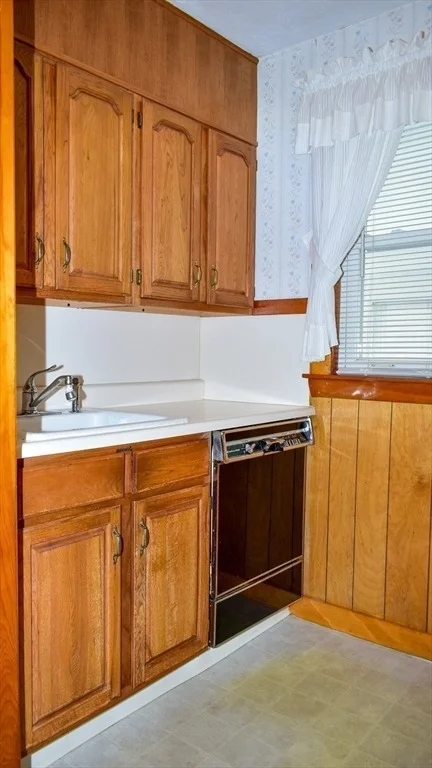 Photo of 30 Troy St