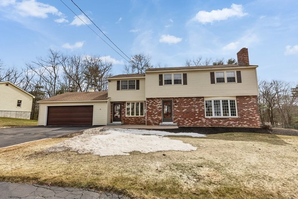 Photo of 22 Taschereau Blvd.