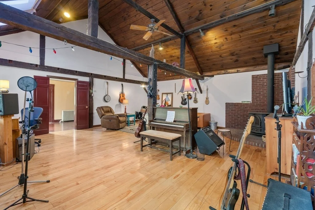 Photo of 187 Mill St