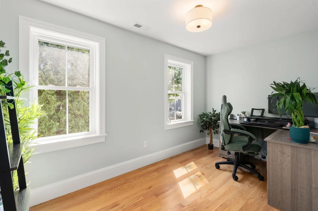 Photo of 148 Main St