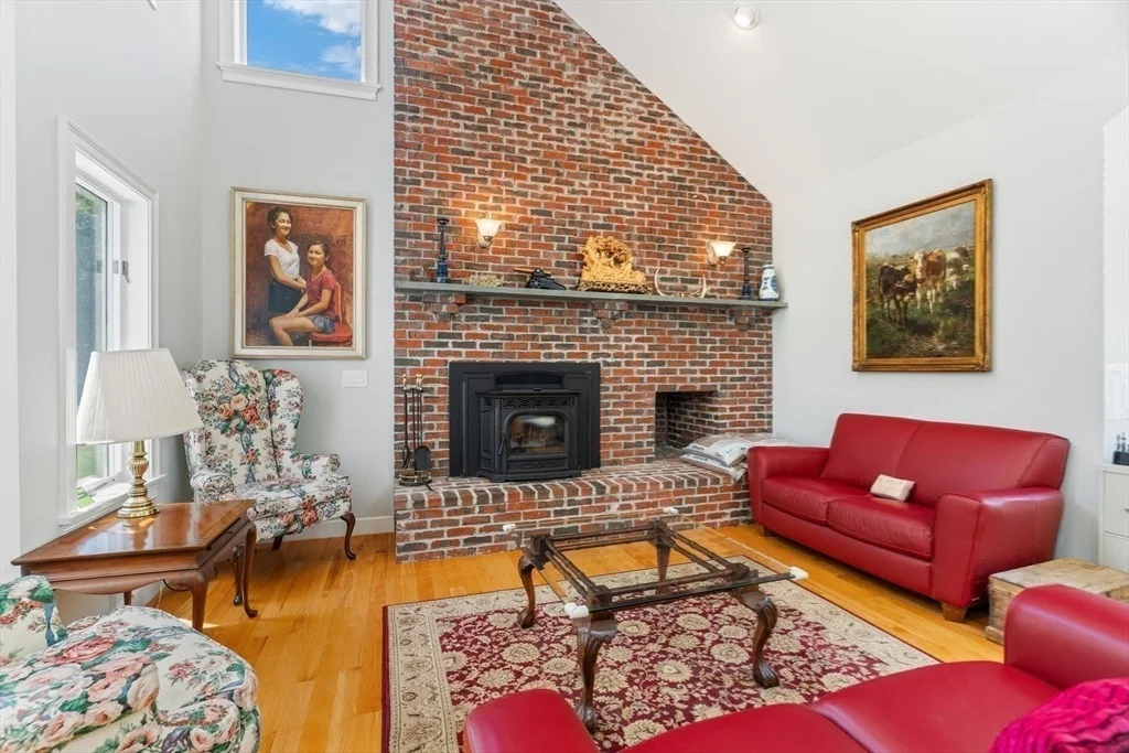 Photo of 123 Farm Street