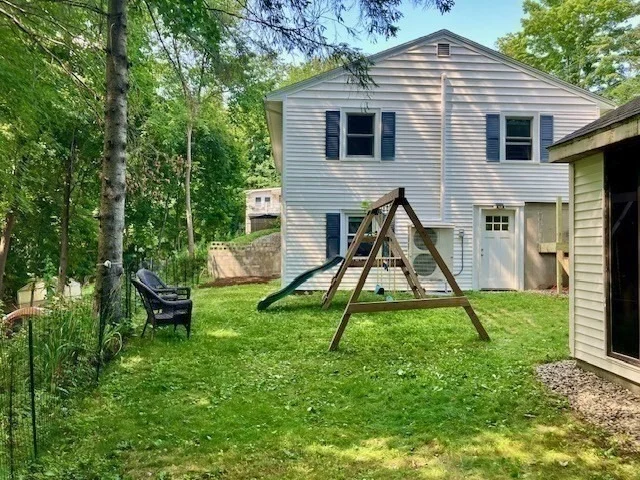 Photo of 82 Walnut St