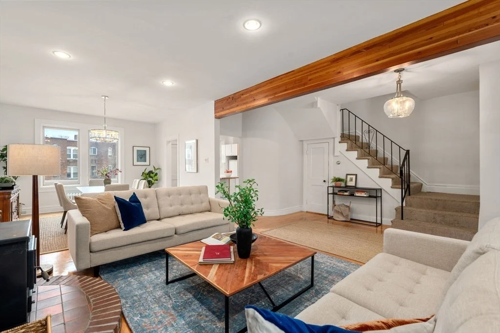Photo of 22 Leamington Rd