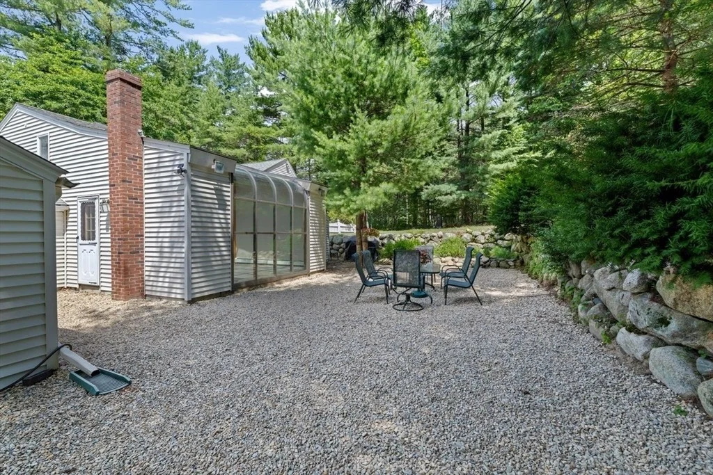 Photo of 87 Deborah Road