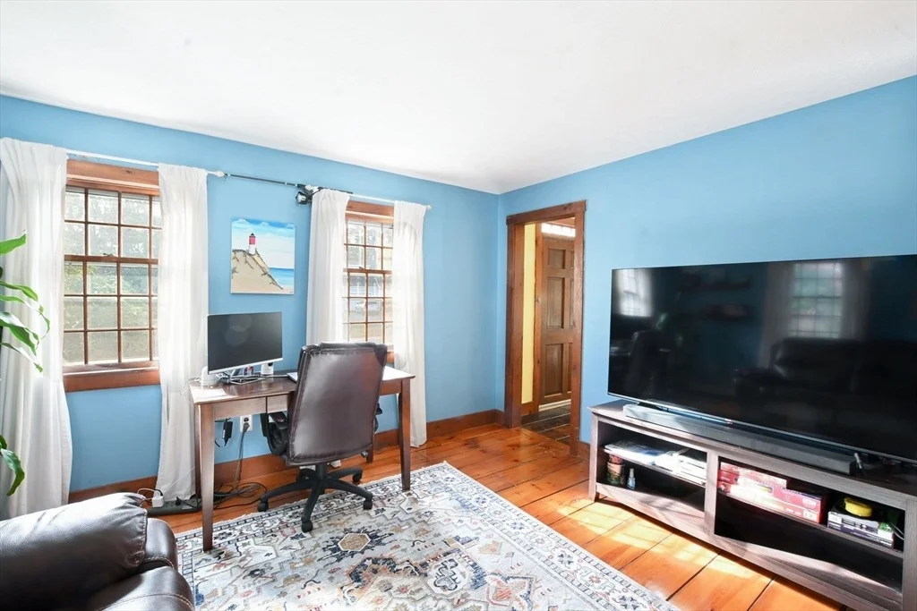 Photo of 23 Old Fields Rd