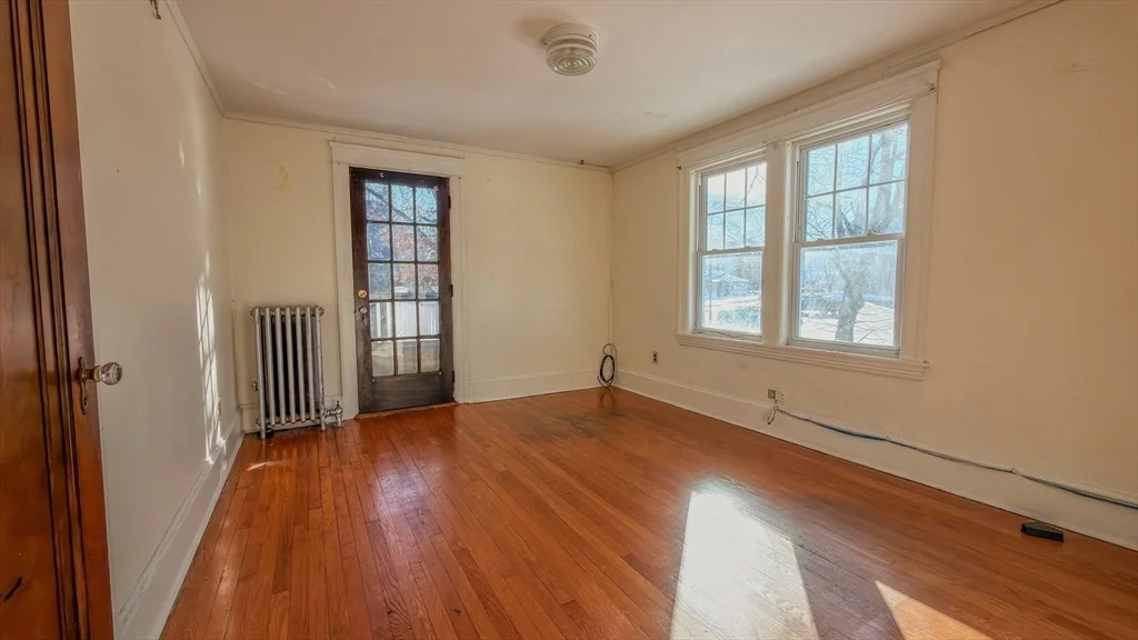 Photo of 39 Whitmarsh Avenue