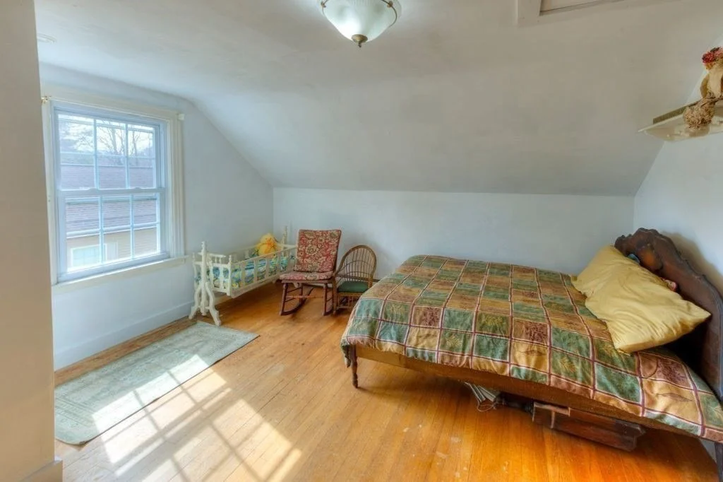 Photo of 4 Bjorklund Ave