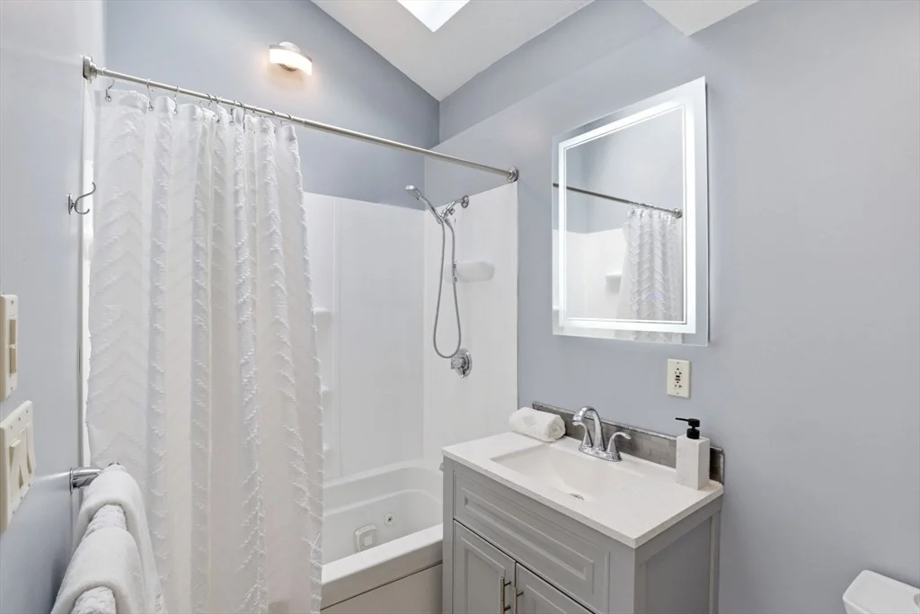 Photo of 55 Hanover St