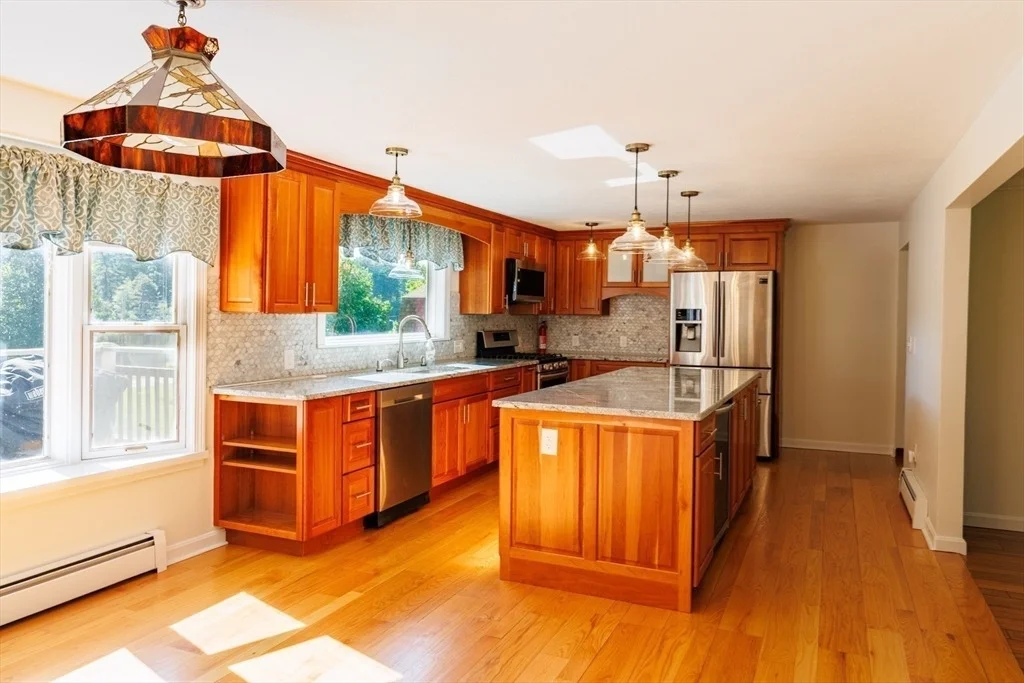Photo of 57 Shore Rd