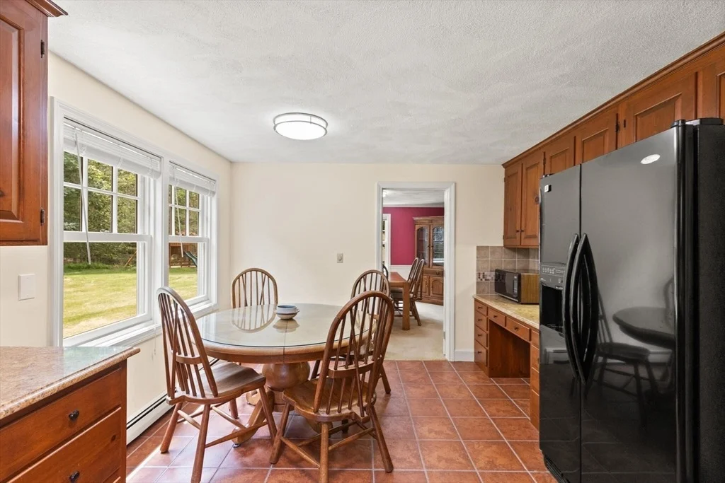 Photo of 35 Willowdale