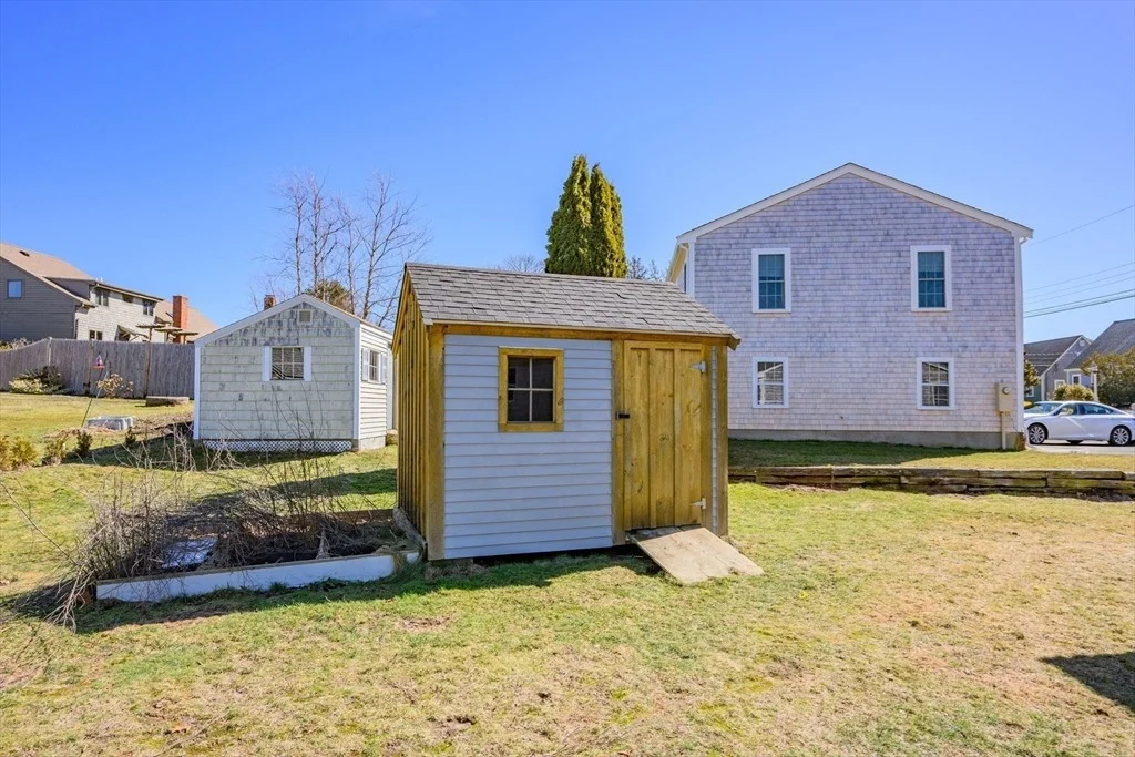 Photo of 107 Knott Ave