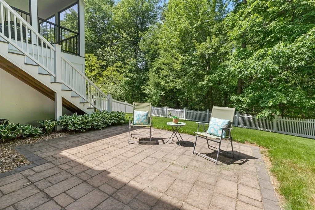 Photo of 8 Caitlin Ln