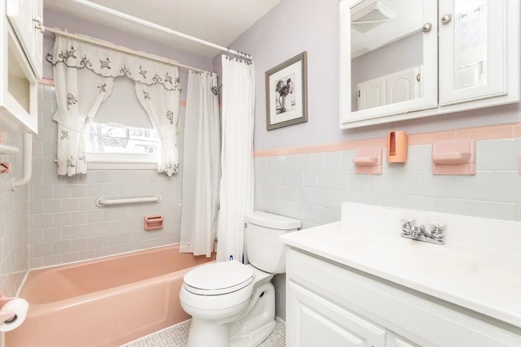 Photo of 20 Cornell Dr