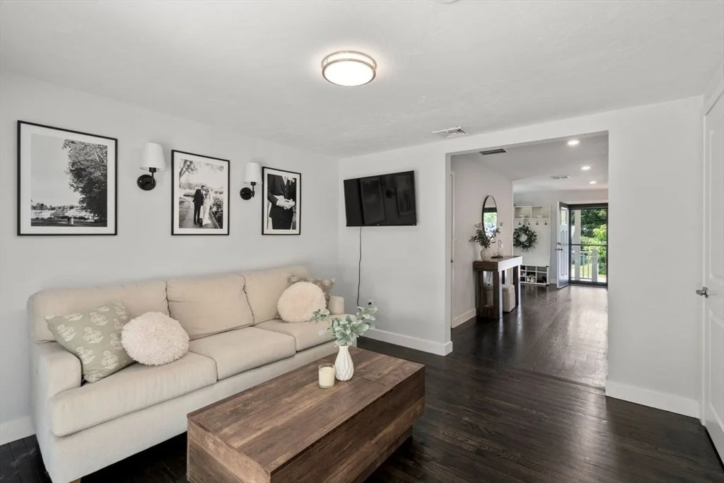 Photo of 9 Beach Rd