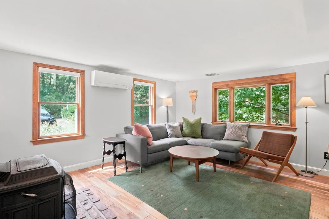 Photo of 17 Spring Hill Rd