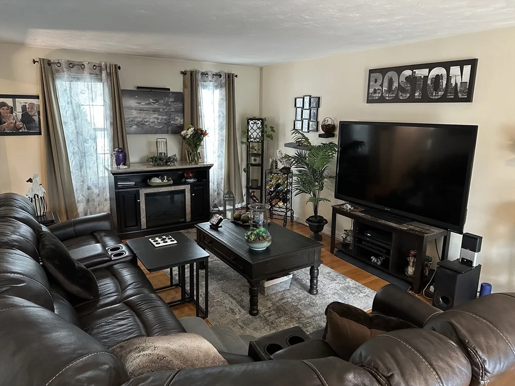 Photo of 28 Ely St