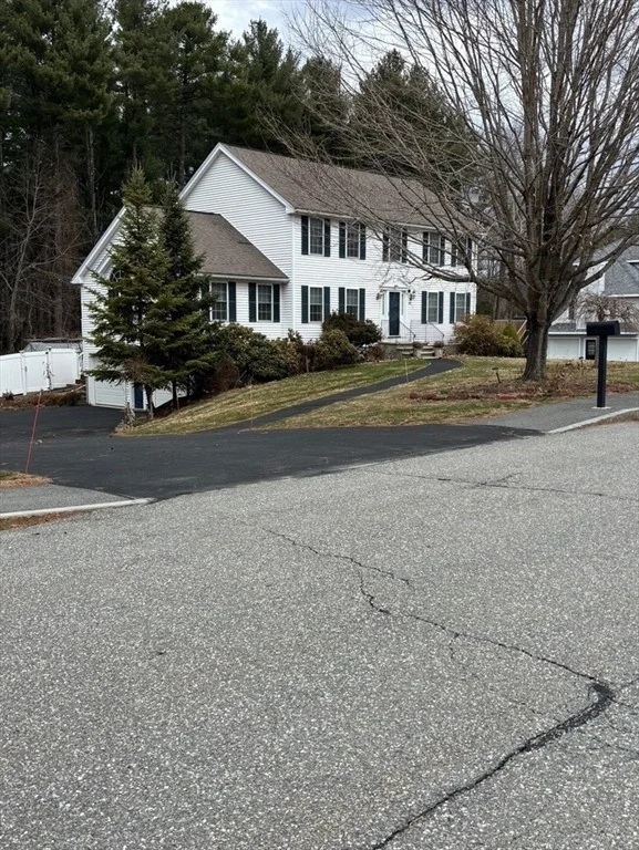 Photo of 70 Heritage Road