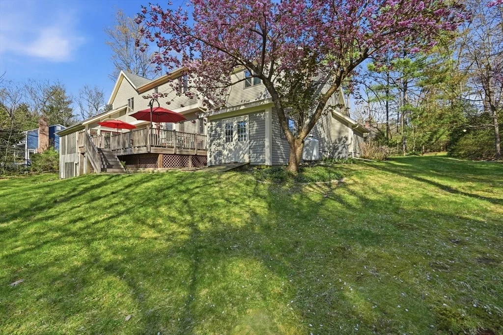 Photo of 28 Trillium Way