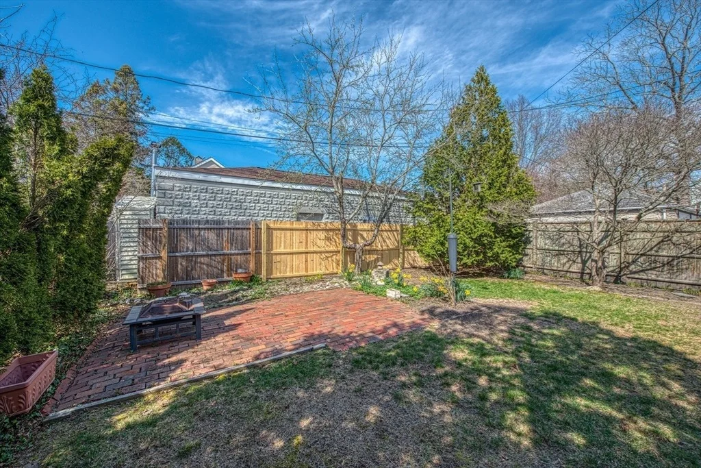 Photo of 69 Maple St