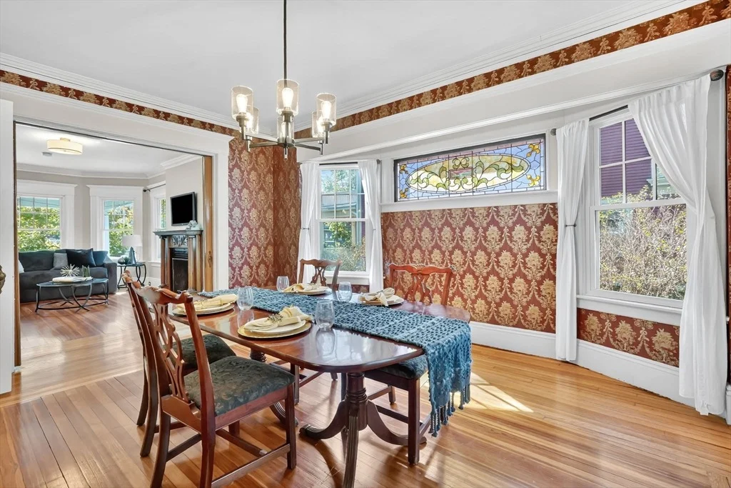 Photo of 32 Spruceland Ave