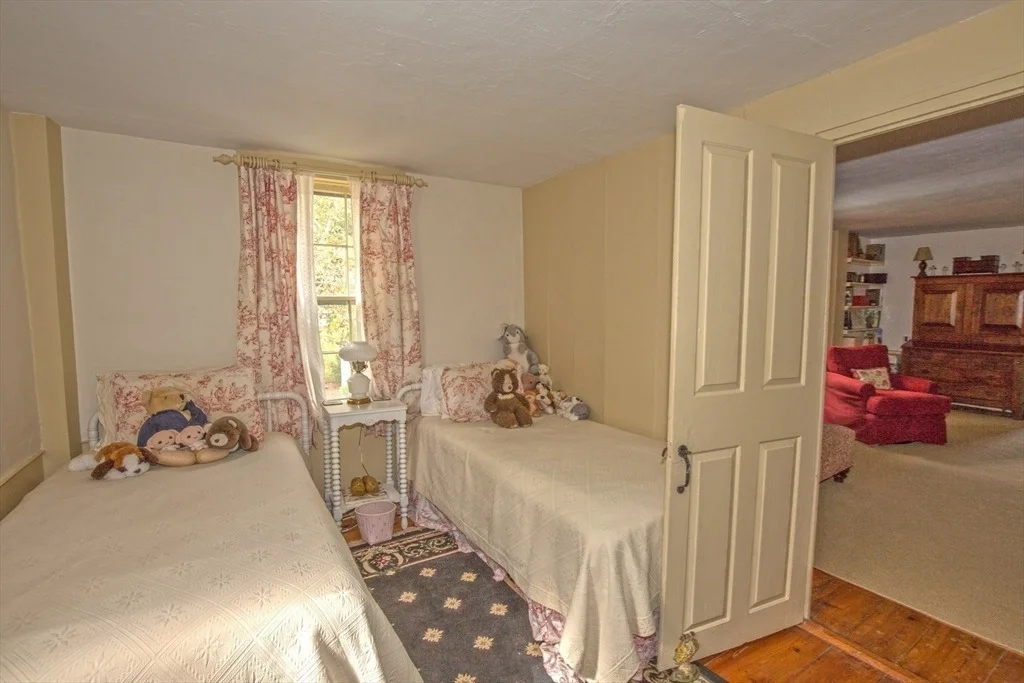 Photo of 162 Boston Rd