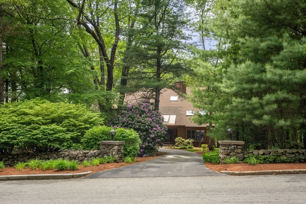 Photo of 56 Carter Dr
