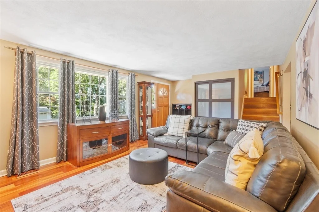 Photo of 9 Brookbridge Rd