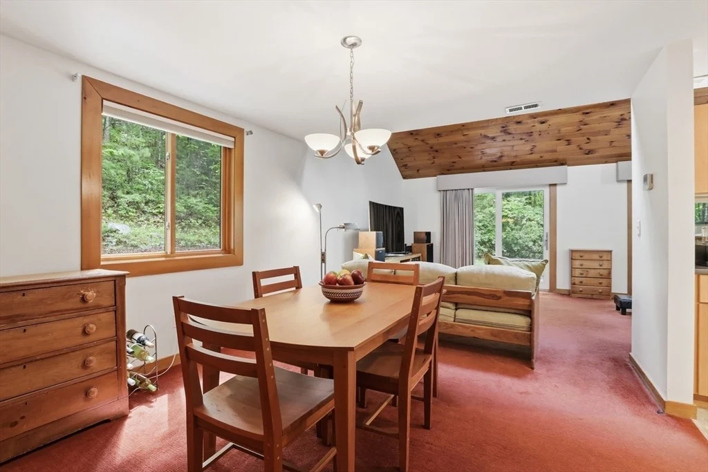 Photo of 39 Hog Hill Road
