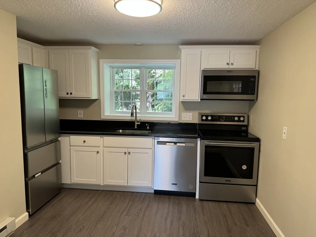 Photo of Unit A at 8 Maple Crest Cir