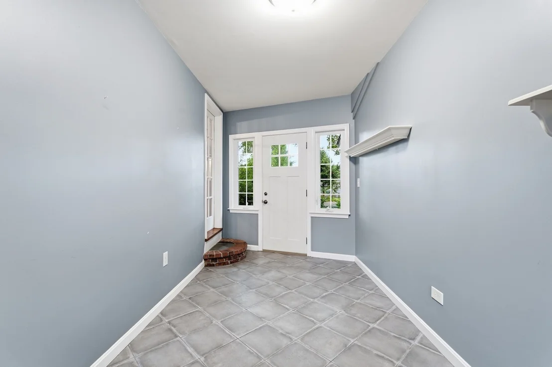 Photo of 11 Van Brunt Avenue