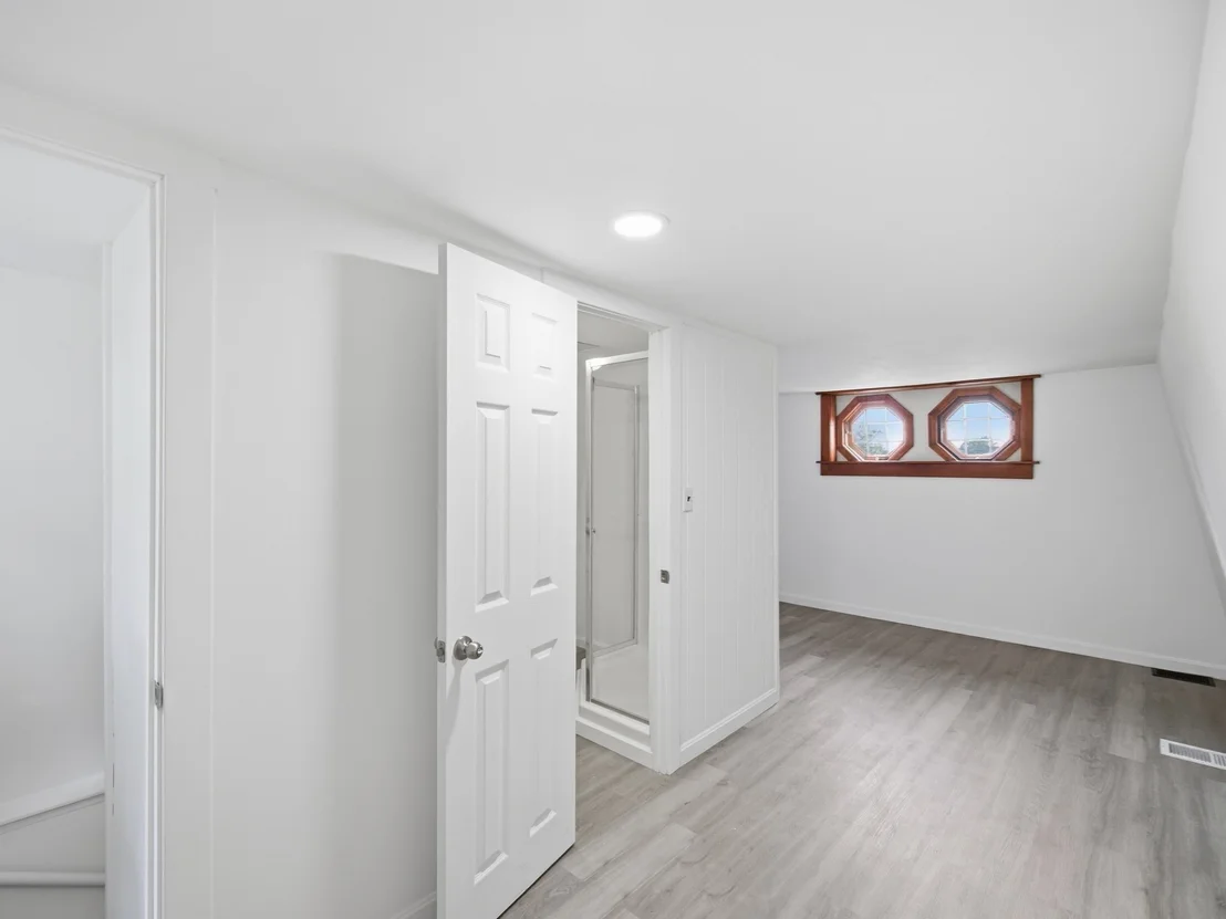 Photo of 139 Spring St