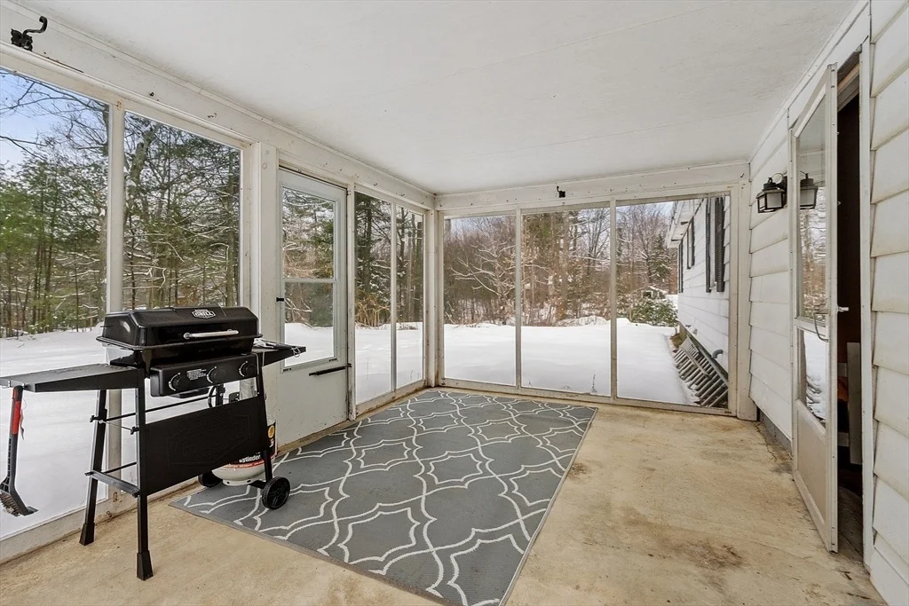 Photo of 484 Intervale Ave