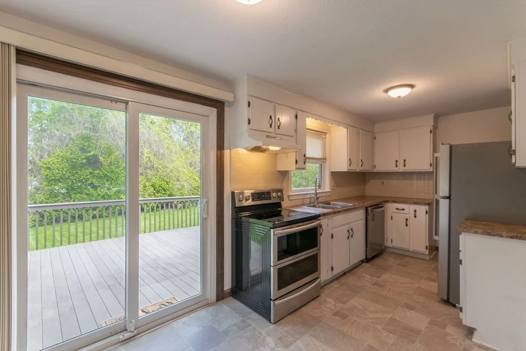 Photo of 629 River Road