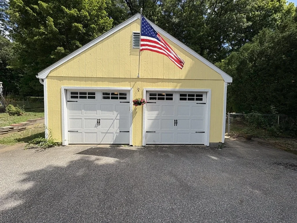 Photo of 147 Main Street