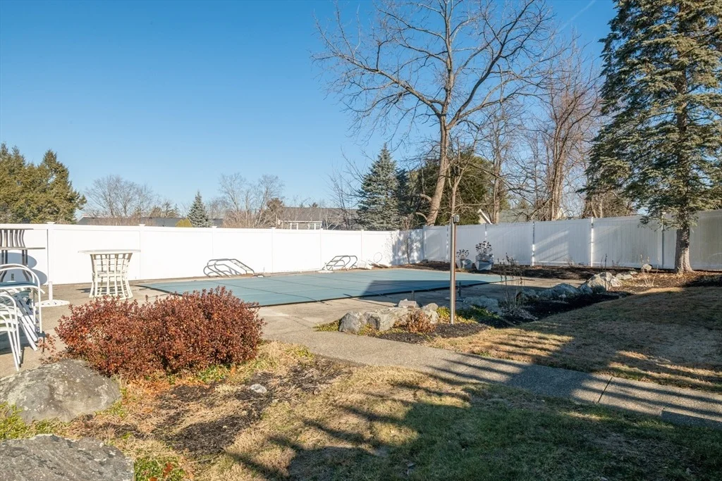 Photo of 25 Juniper Ave