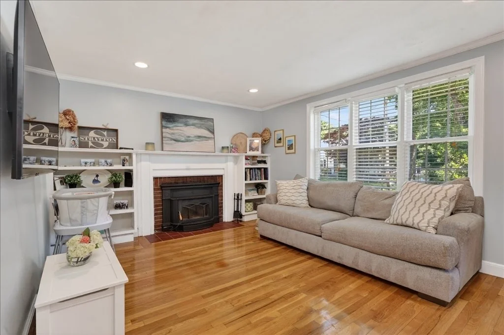 Photo of 52 Gerard Rd