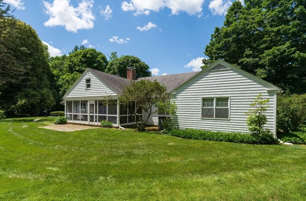 Photo of 1196 Florence Rd