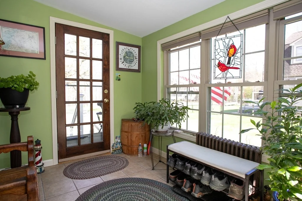 Photo of 20 Cottage Ln