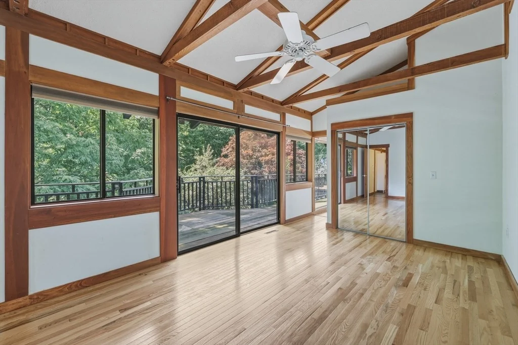 Photo of 5 Laurel Ridge Dr
