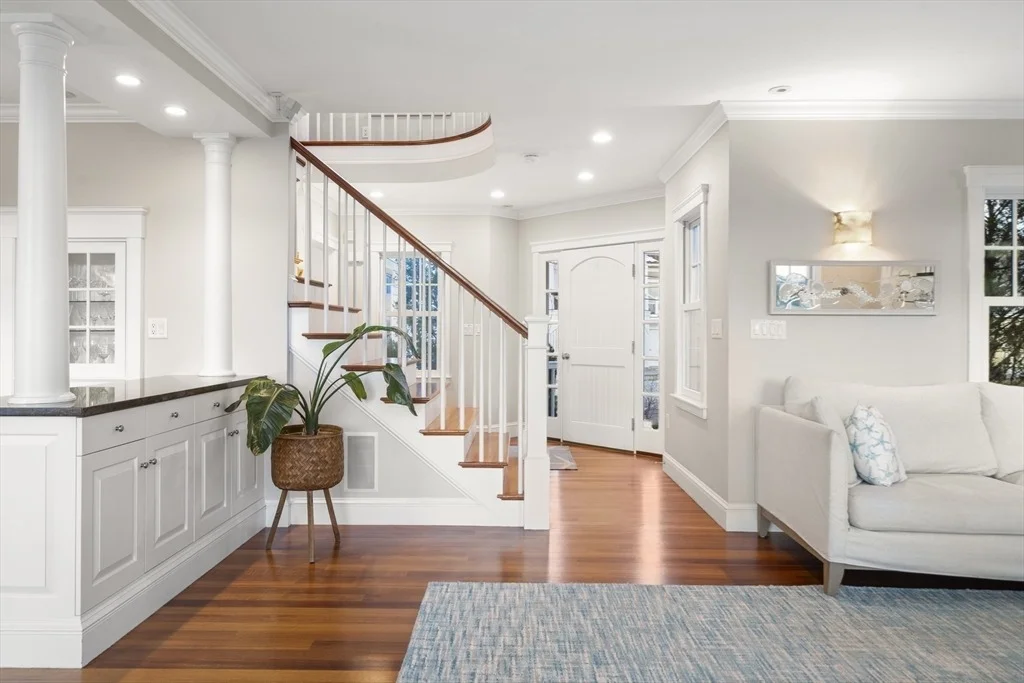 Photo of 35 Bayberry Rd