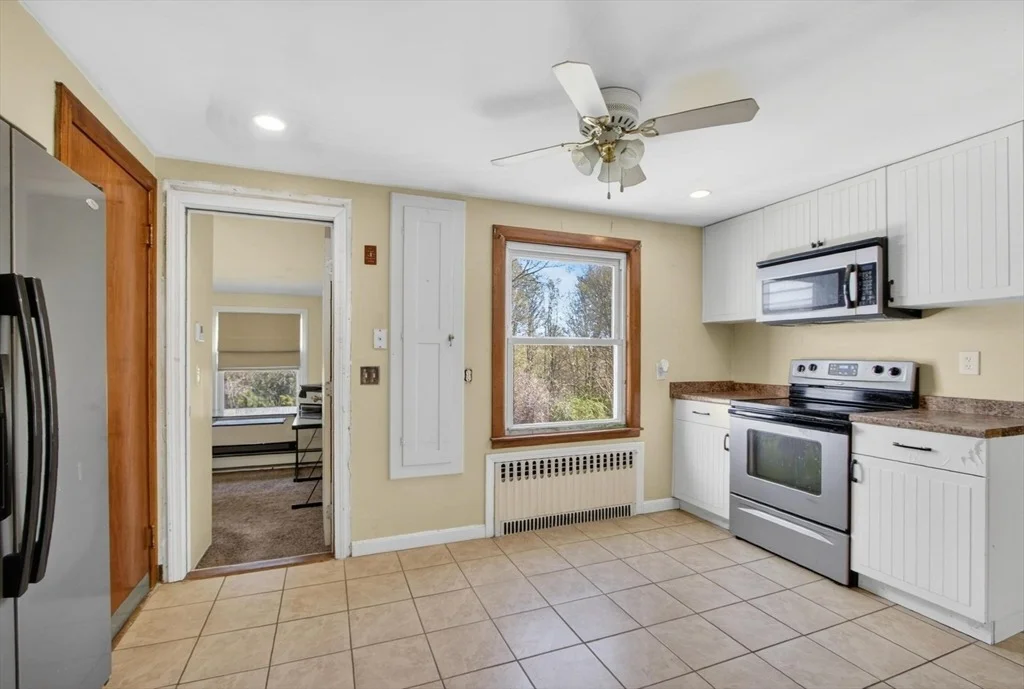 Photo of 18 Hillside Dr