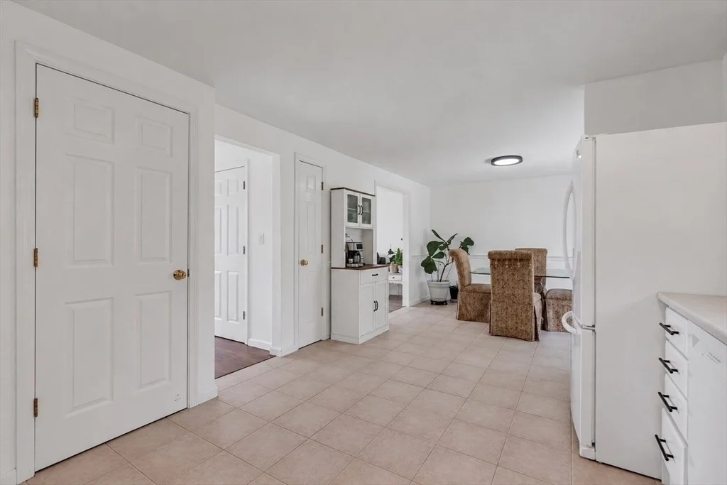 Photo of 6 Fleuette Drive