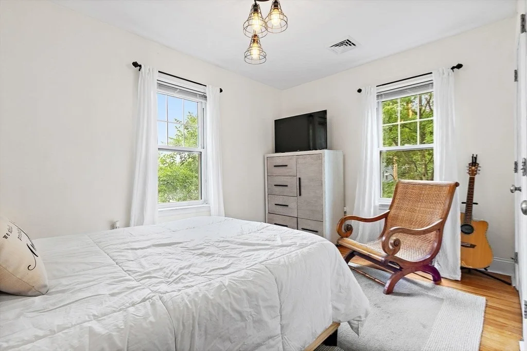 Photo of 7 Intervale St