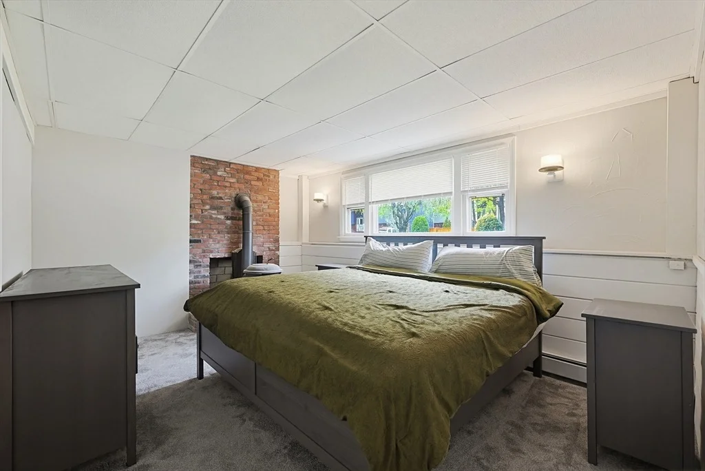 Photo of 37 Roberta Avenue