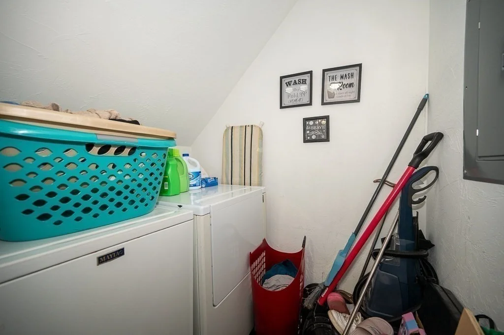 Photo of 192 Vernon St