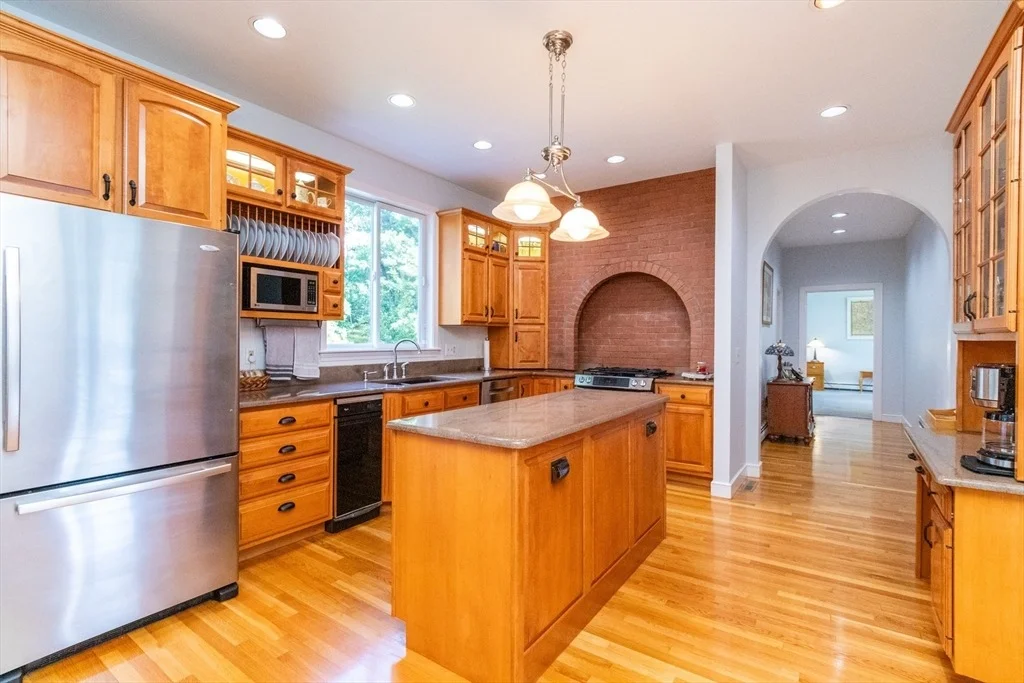Photo of 25 Windsor Dr